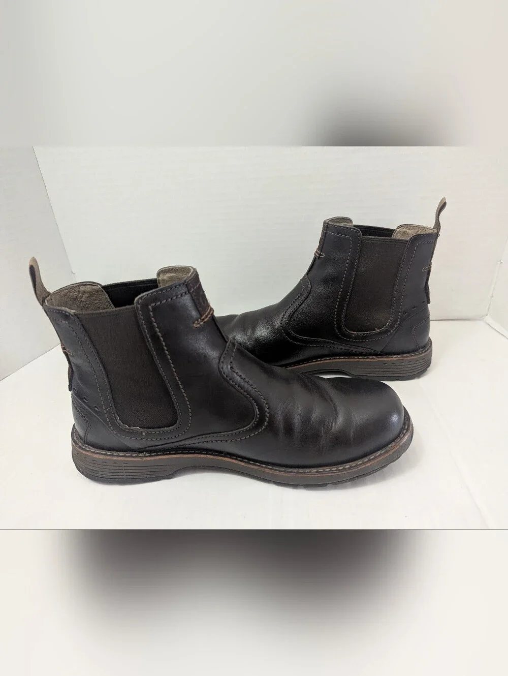 Merrell Leather Chelsea Men's Pull-On Boots in Dark Brown Size 9.5 US